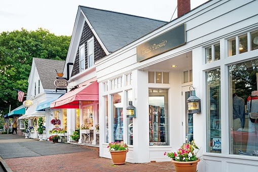 Shops in Chatham Cape